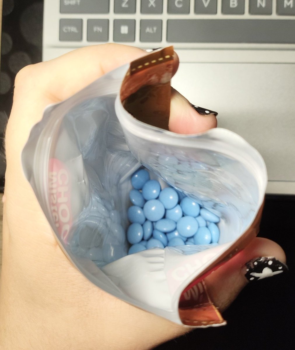 peggysideup's tweet image. who left their #pipis unattended