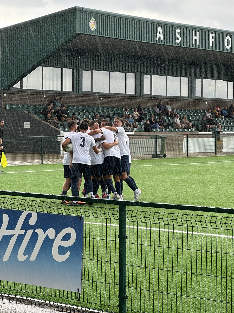 KenningtonFC's tweet image. First League win of the season…
2023/24 - 28th October
2024/25 - 3rd September
2025/26 - 26th July
A vital first 3 points on the board! 💪🏼