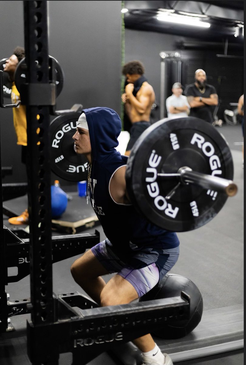 stoney__8's tweet image. โSet your goals high, and donโt stop until you get there.โ - Bo Jackson
... ๐น๐. ๐๐๐๐๐๐ ๐๐๐๐๐๐๐ โ๏ธ ๐
@ahmulesfootball
@chief_vii @coachrittimann @coachbarranco @Coach_Nerio
Mules Up!