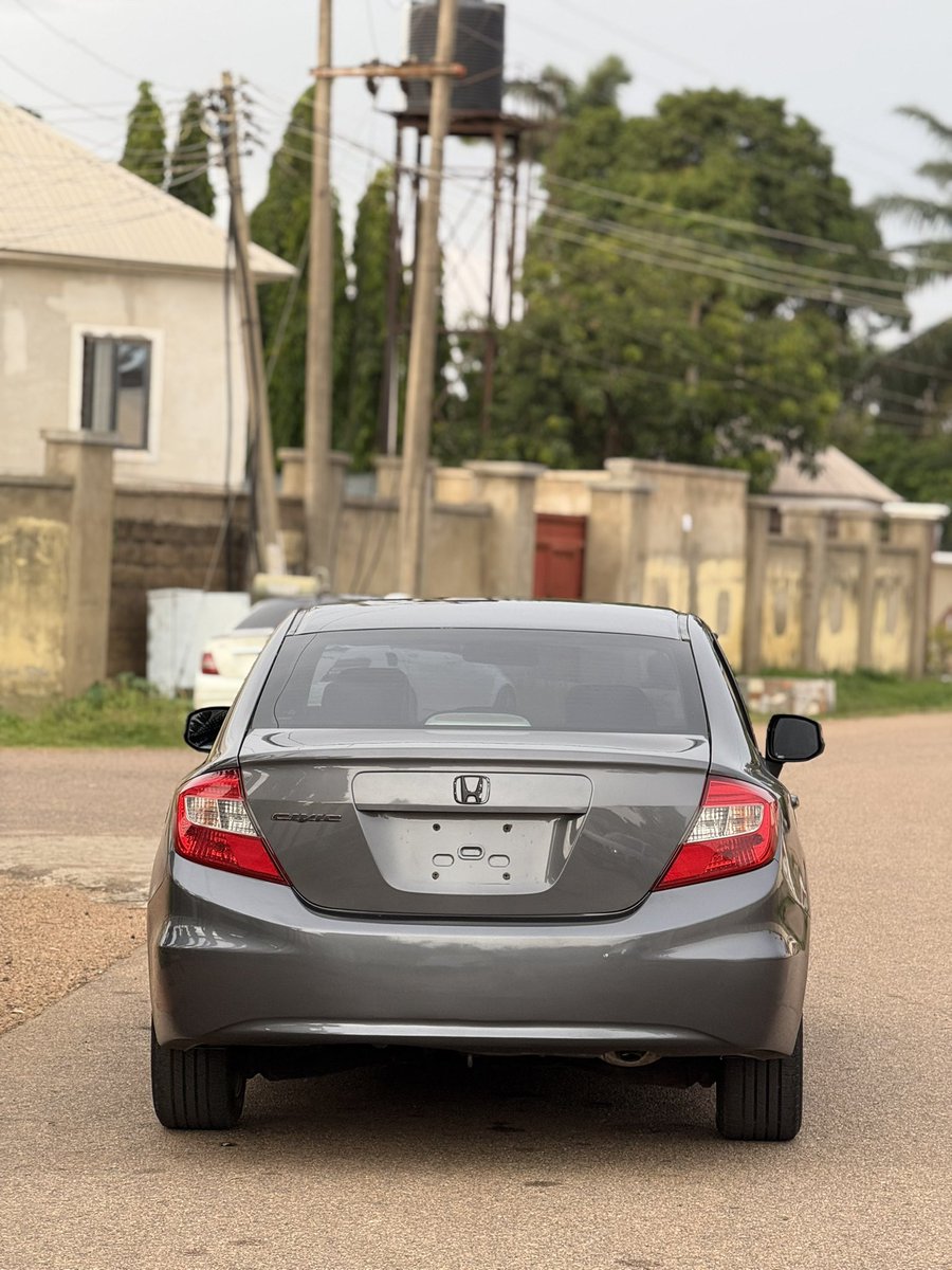ahmerdrufae's tweet image. FOREIGN USED HONDA CIVIC 2012 MODEL
PRICE 10.3M
LOCATION KADUNA
CALL 08069061164