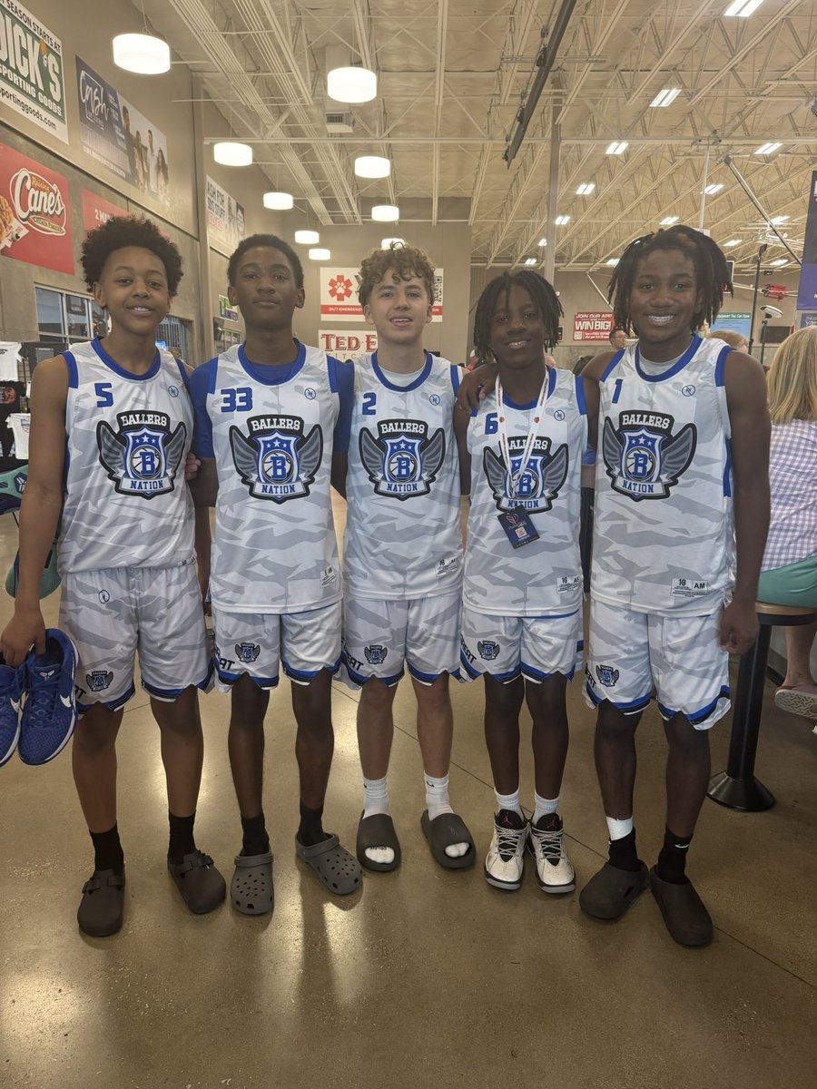 4-0 at <a href="/iplayprimetime/">PrimeTime Sports</a> in Mansfield, Tx. Up again at 4:30 on court 1 <a href="/BallersnationA/">Ballers Nation Basketball</a> <a href="/jctatum8/">Jeremy Tatum M.S.</a> #Family