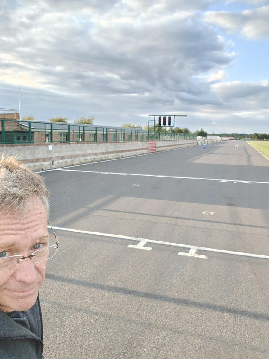 zetecinsidecom's tweet image. It&apos;s a real shame this track isn&apos;t used for MSUK sprint&apos;s anymore. Javelin is the only way now to enjoy what has to be one of the best venues in the UK. @ourmotorsportuk 
#croftcircuit