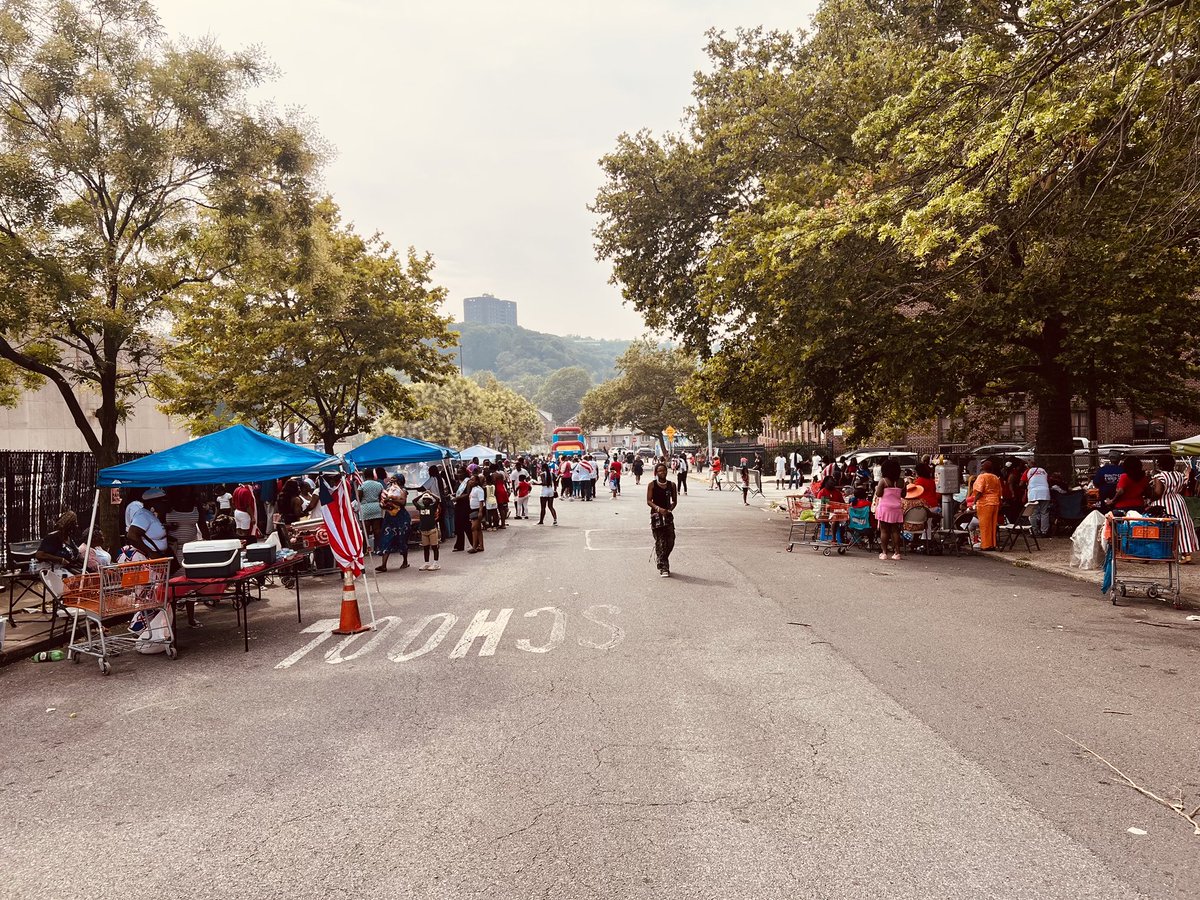 Leone_mula's tweet image. Happy Independence Day Liberia 🇱🇷
Little Liberia, Staten Island NY
July/26/2025