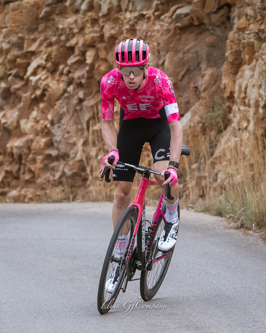El Club Esportiu Rodadors ha organizado este sábado 26 de julio el "Gran Premi Santa Anneta - Memorial Guillem Ramis", que ha constado de 2 fases, la primera de ellas una Crono Escalada al Monasterio de Cura...

Más info en Instagram y Facebook.