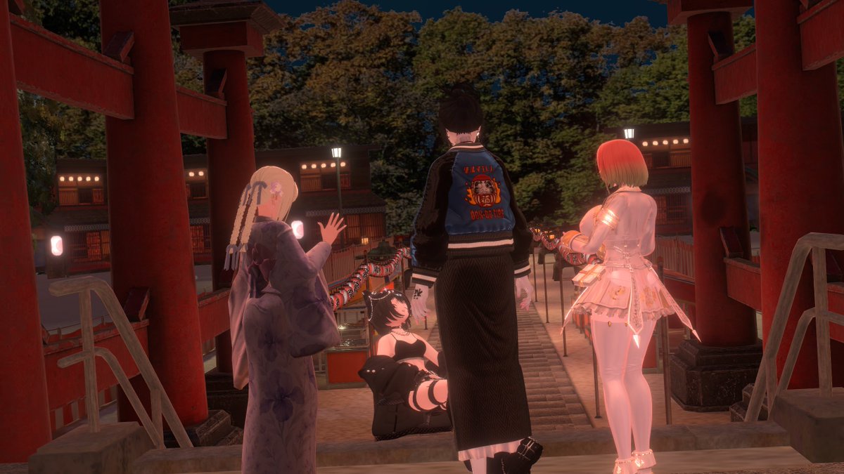 CONNECT_1112's tweet image. #VRC_CONNECT
①めくられてます。
②めちゃくちゃ夏って恰好
③和ｘスカジャンも良い
④仲良くおはなし