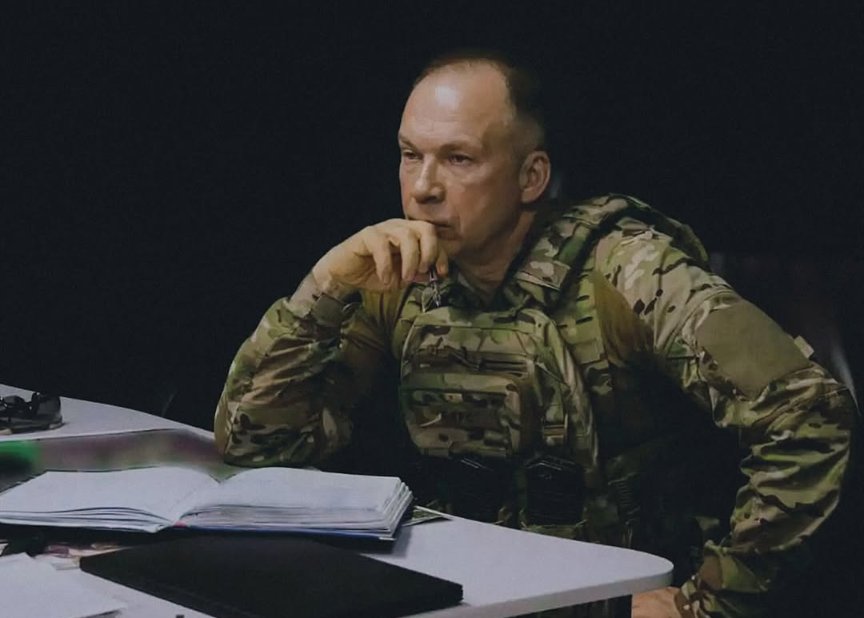 ElenaTarasiuk's tweet image. General Syrskyi celebrates his birthday today. He is the general chosen for the long, grueling war. He is Russian, and he leads Ukraine's resistance against Russia. Should be a paradox, but in Ukraine it's not.