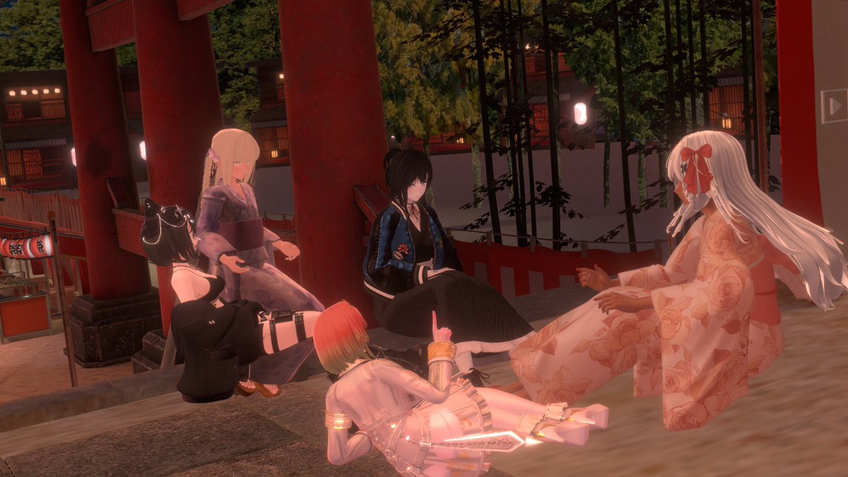 CONNECT_1112's tweet image. #VRC_CONNECT
①めくられてます。
②めちゃくちゃ夏って恰好
③和ｘスカジャンも良い
④仲良くおはなし