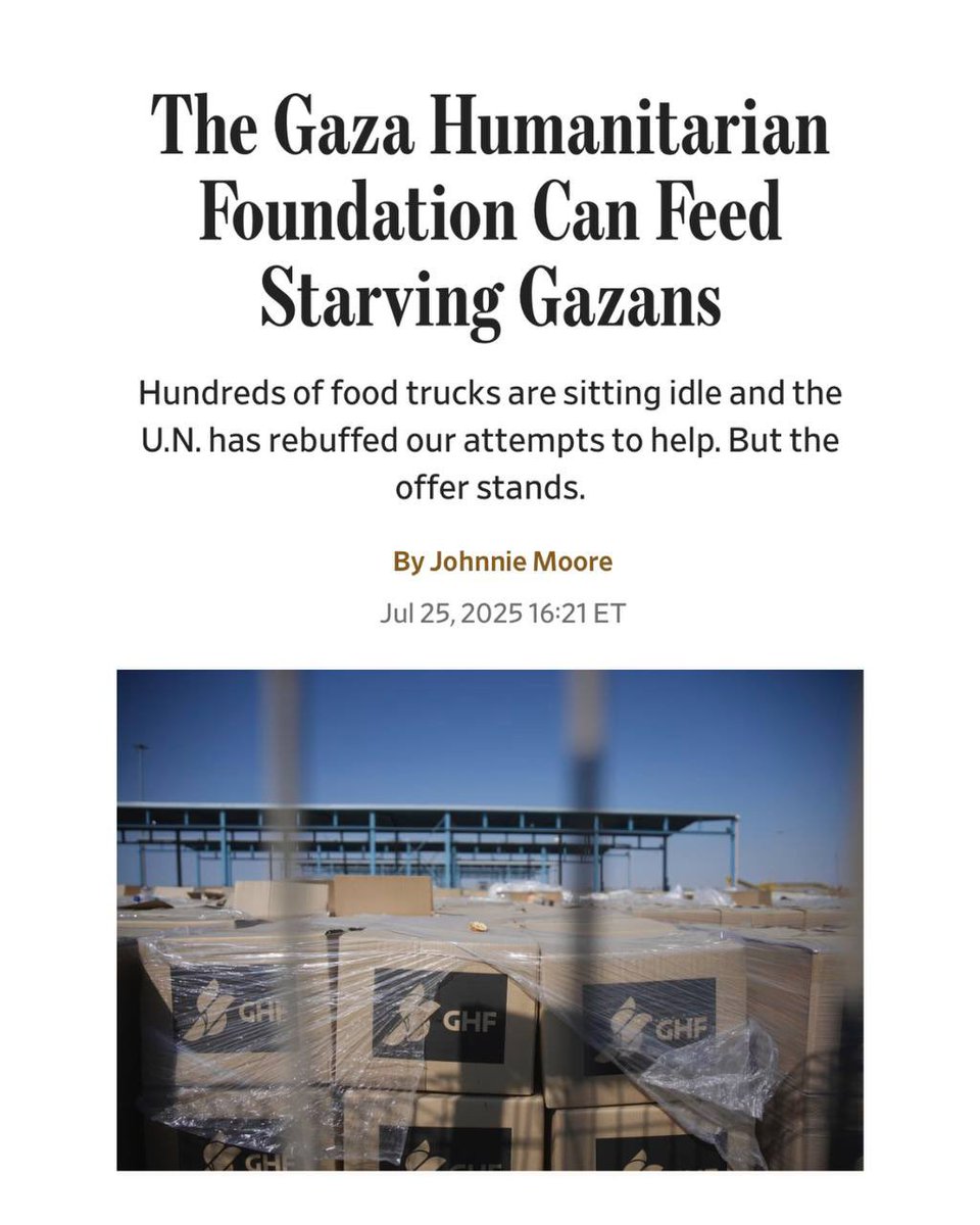 NieuwsuitIsrael's tweet image. Johnnie Moore, directeur van de Gaza Humanitarian Foundation: "We doen een direct en openbaar aanbod: we zijn bereid al deze hulp gratis te verstrekken namens de VN en anderen.
"Als jullie het niet kunnen verplaatsen, doen wij het."