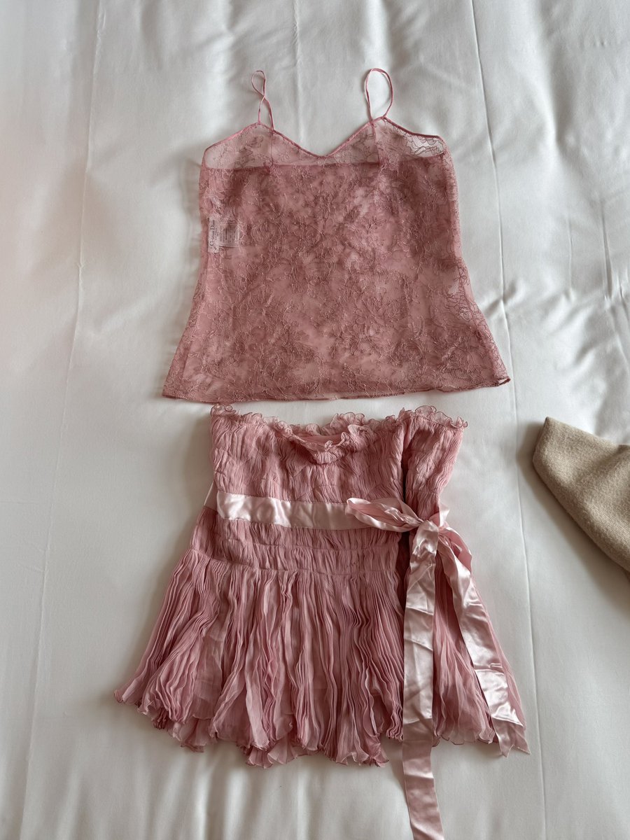 into_archive's tweet image. the only pink Dior set that matters