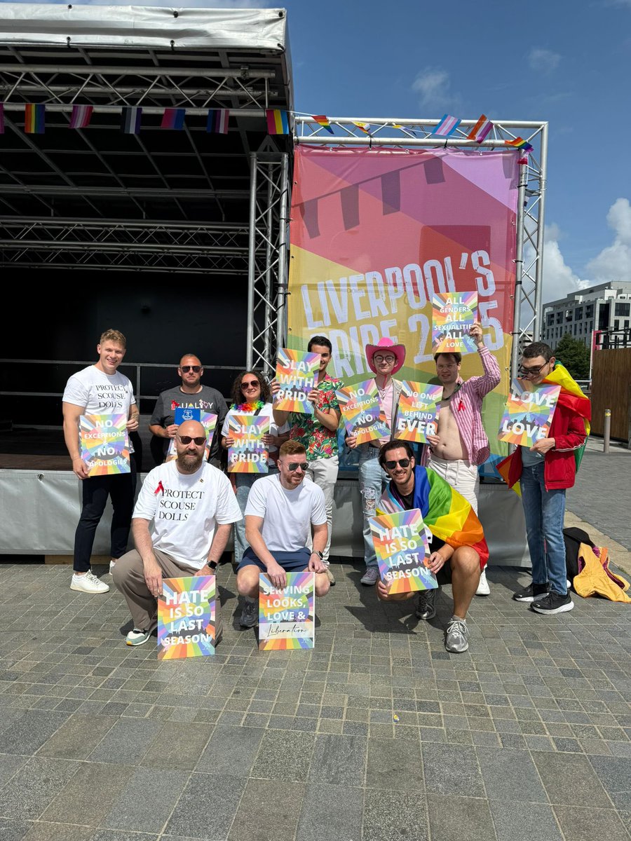 isthisisdavid's tweet image. Marched with Pride in Liverpool 🏳️🌈
Huge thanks @SahirHouse for saving it 🙏
We need Pride more than ever. Labour have shelved GRA reform, backed the Supreme Court ruling defining “woman” by biology only, & continue to sideline trans voices.
Protect the dolls ✌️💖 @LiverLibDems