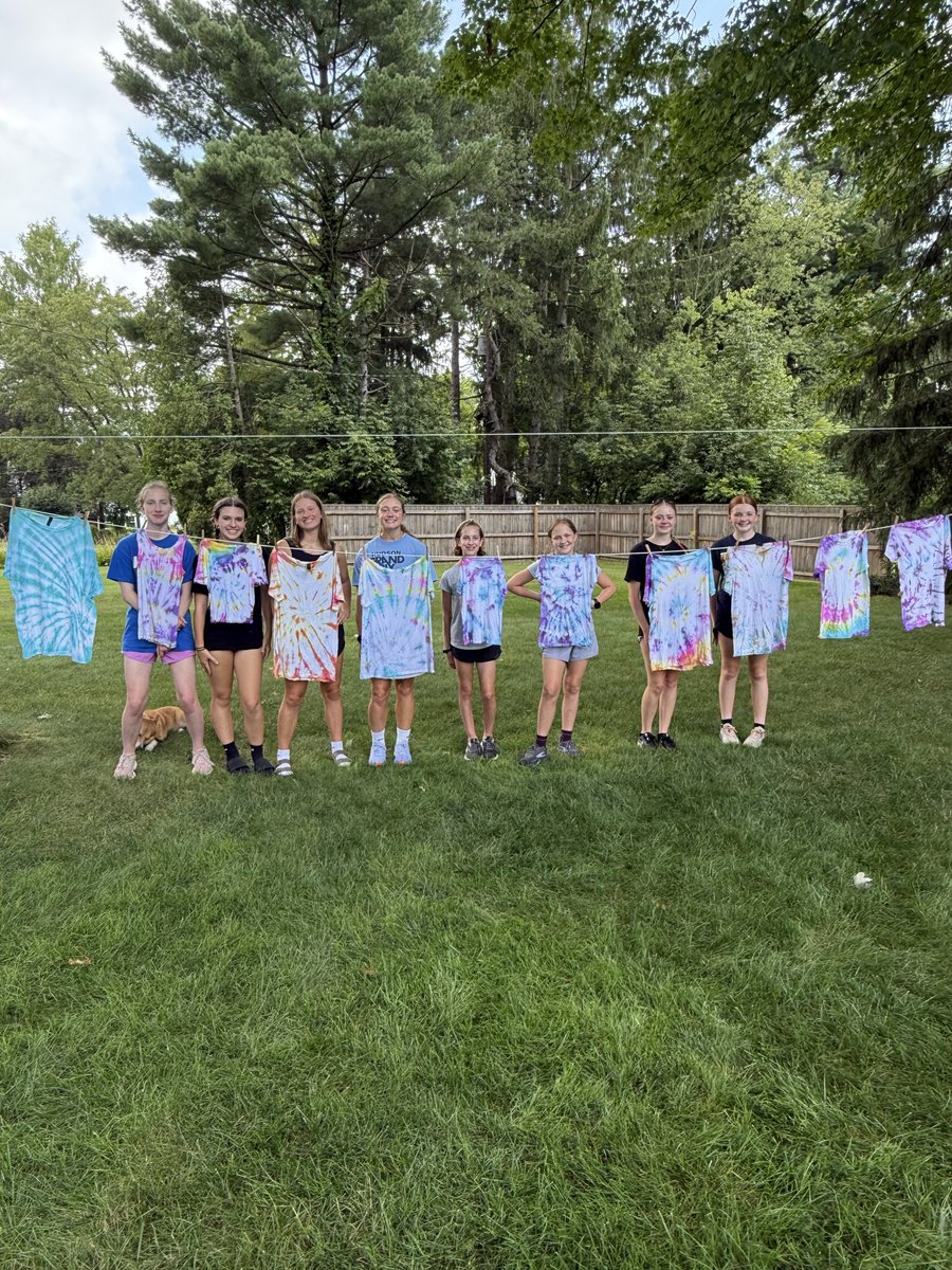 CFallsTrackCC's tweet image. Xmas in July ‘25 is a wrap! Food, gifts and tie-dye. Now it’s time to start the season. #CFallsCC