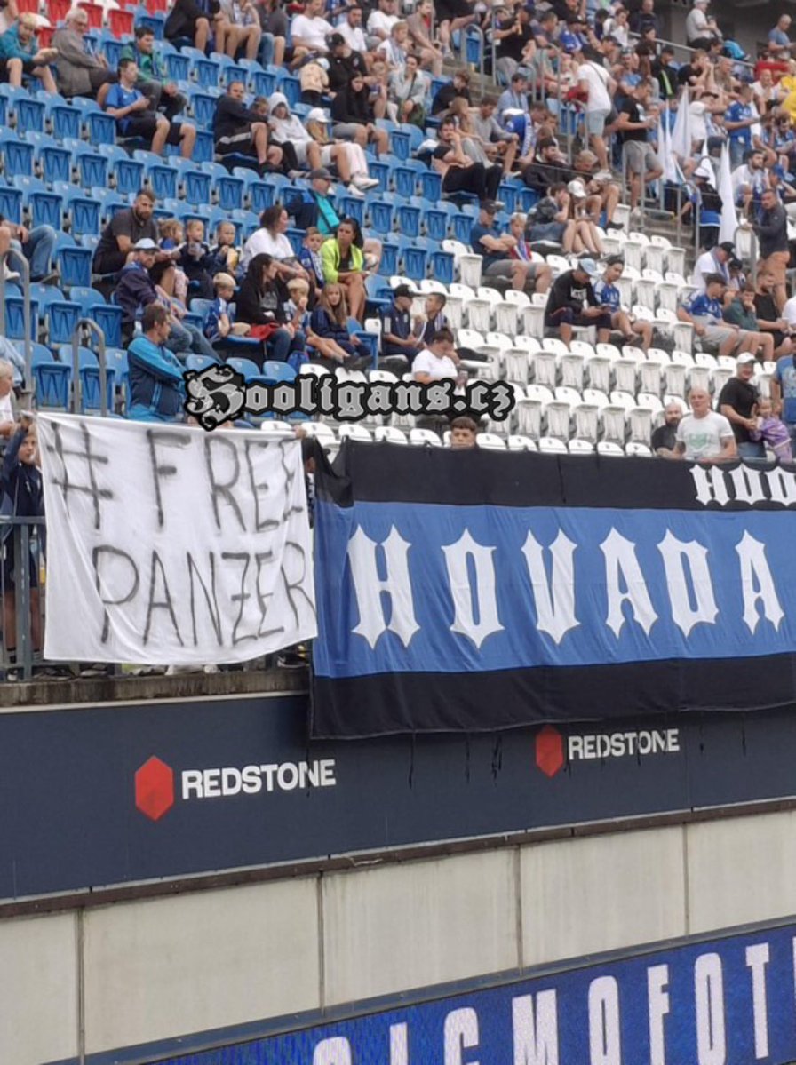 hooliganscz1999's tweet image. 26.07.2025🇨🇿Sigma Olomouc - Dukla Praha, FREE PANZER, click for more here: hooligans.cz/2025/07/26/sig…
All in one place. Tap to download.
🔗 hooligans.cz/app
