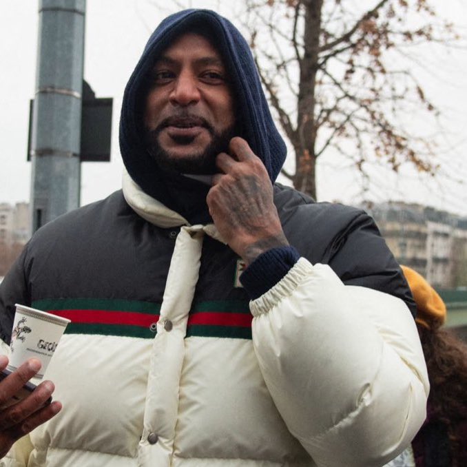 Waldenx__'s tweet photo. ⚡️THREAD⚡️

BOOBA clash violemment Désiré DOUÉ ! Le divertissement👇 https://t.co/sRNR98HHb5