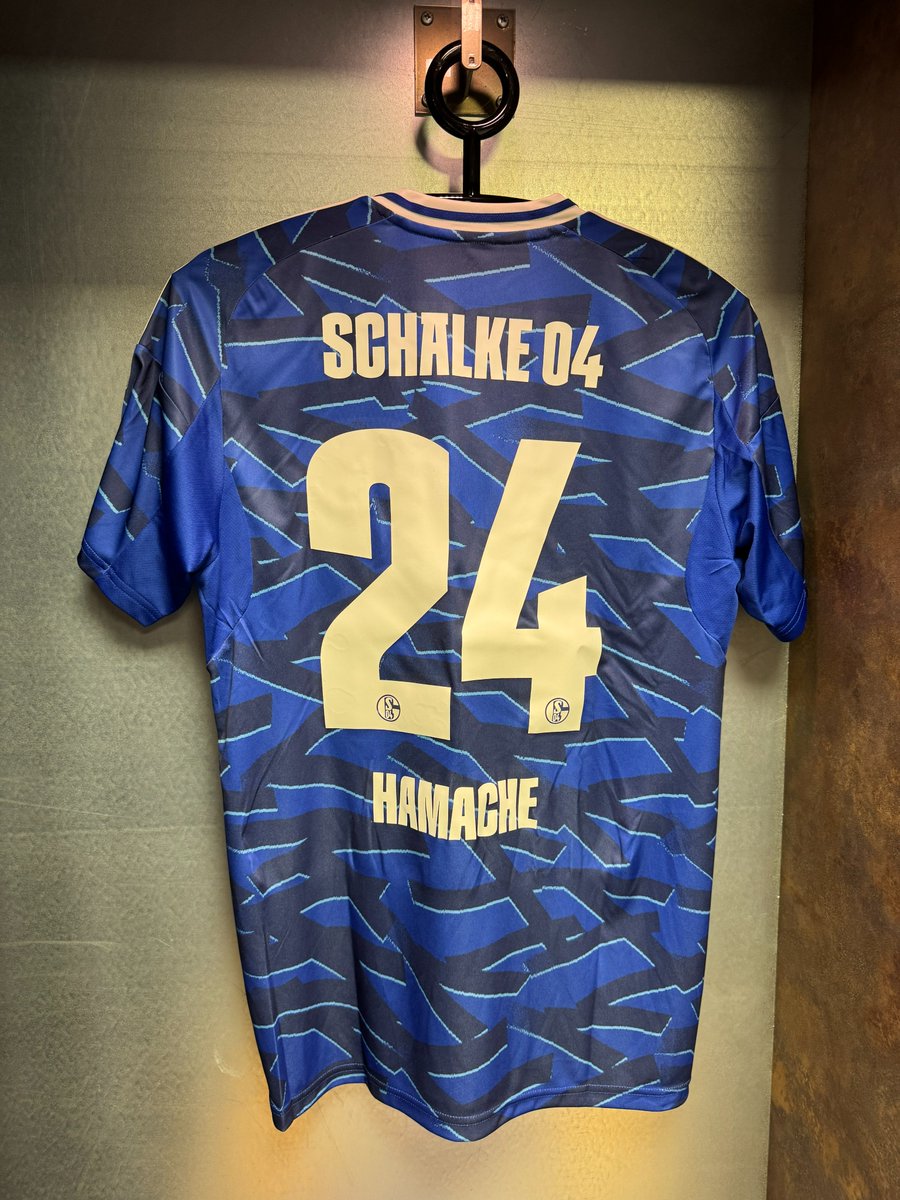 s04's tweet image. 🔁 SchichtWECHSEL:
⬅️ Schallenberg
➡️ Hamache
⏱️ 70' | #S04SFC 1:3 | #S04