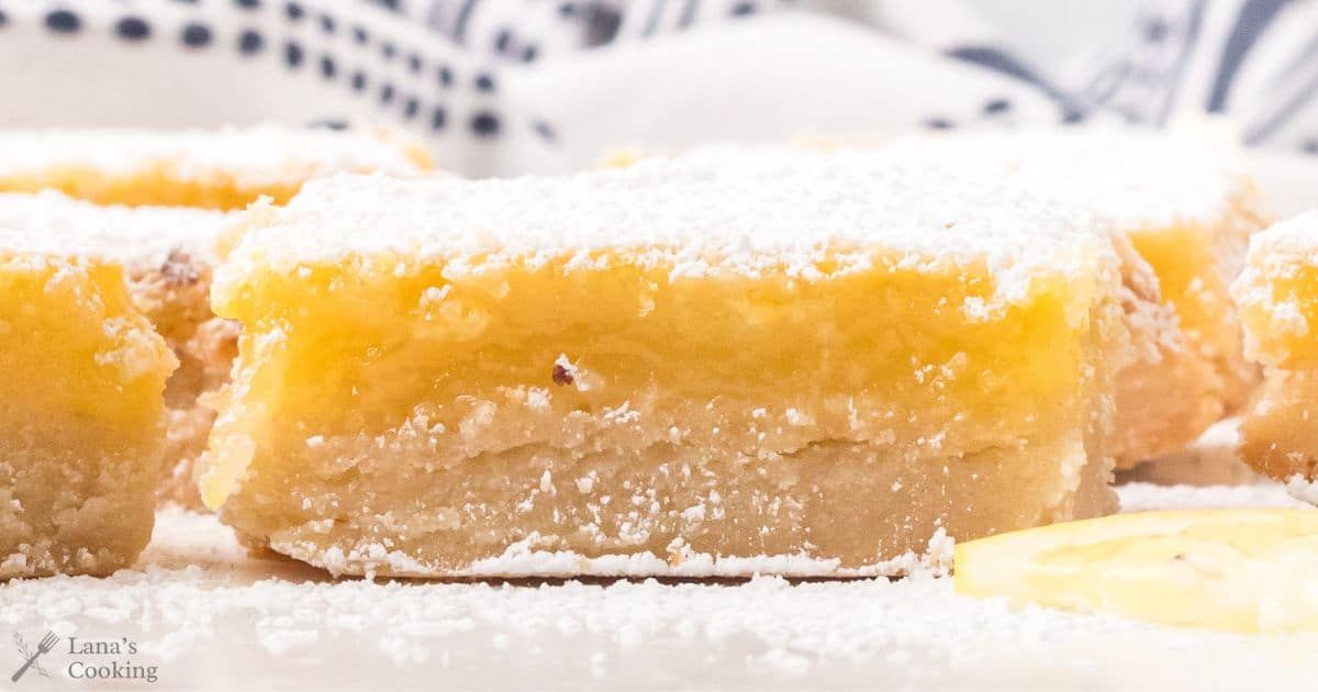 williamlstuart's tweet image. Sweet, tangy, and made with Meyer Lemons! Try these Rich Buttery Lemon Bars from @Lanas_Cooking (yes, she made them at my request)!
buff.ly/amuMfZh
#foodie #DESSERT #lemons