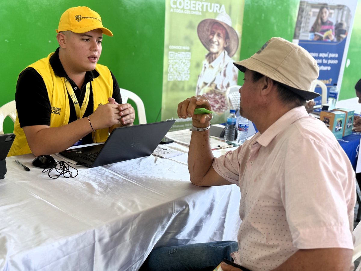 ProsperidadCol's tweet image. #Caldas | La Gerencia Regional participó en la jornada de atención a víctimas del conflicto armado en San José, en donde socializó los programas y servicios que se adelantan para acompañar y apoyar a las comunidades más vulnerables del departamento. 🤝
Somos el #CorazónDelCambio
