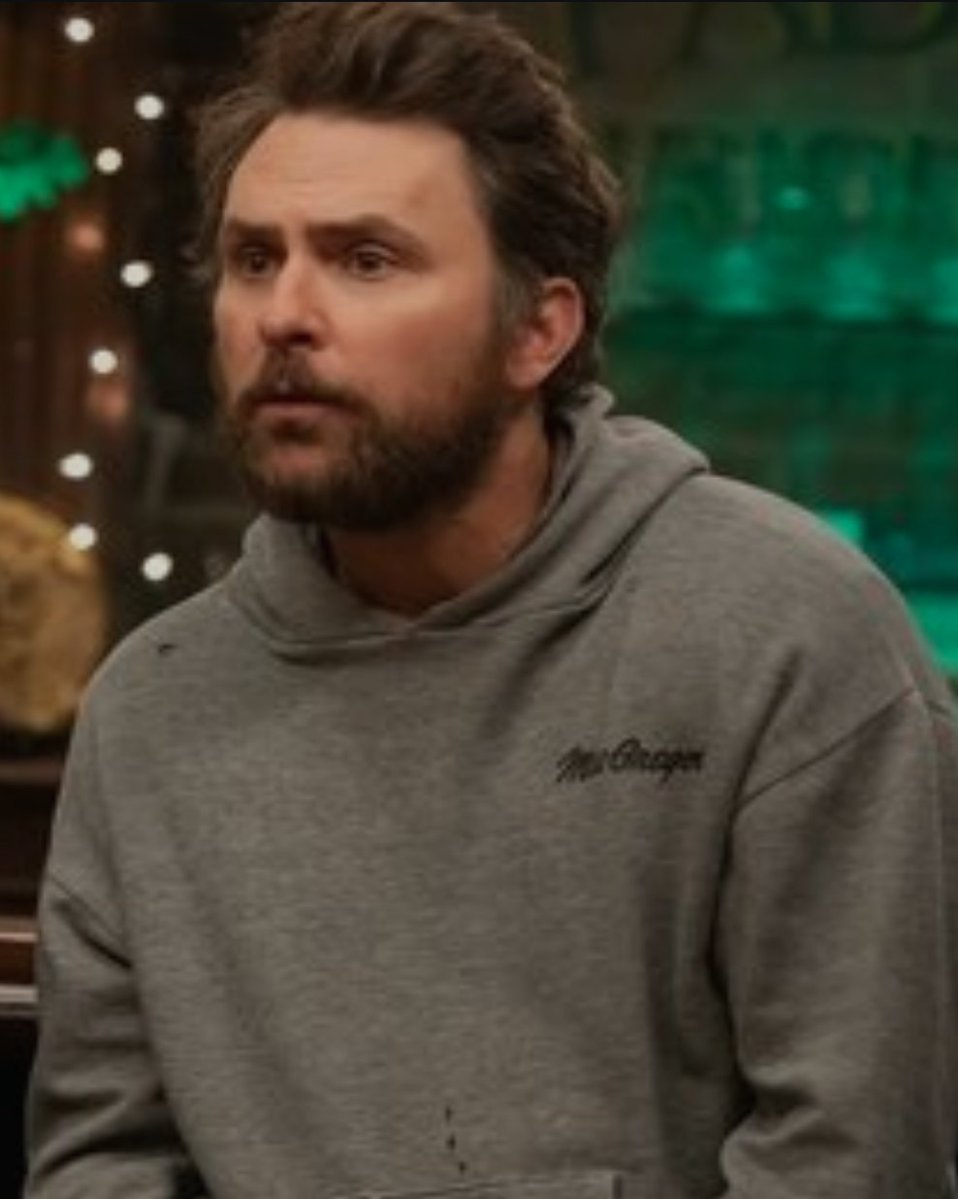 SP4CECOP2's tweet image. This is the best a man has ever looked