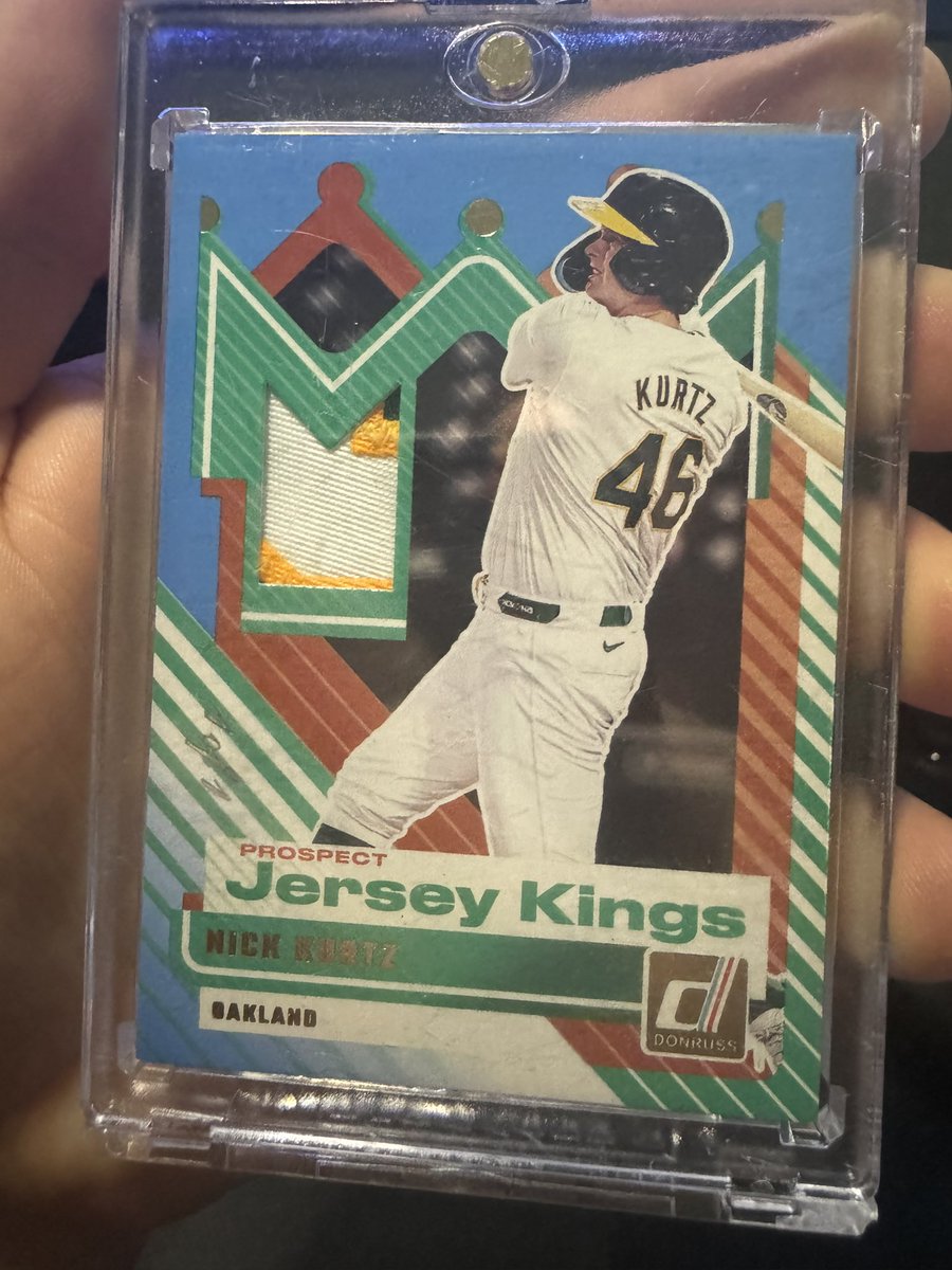 Not a bad time to have a Nick Kurtz 1/1 😎