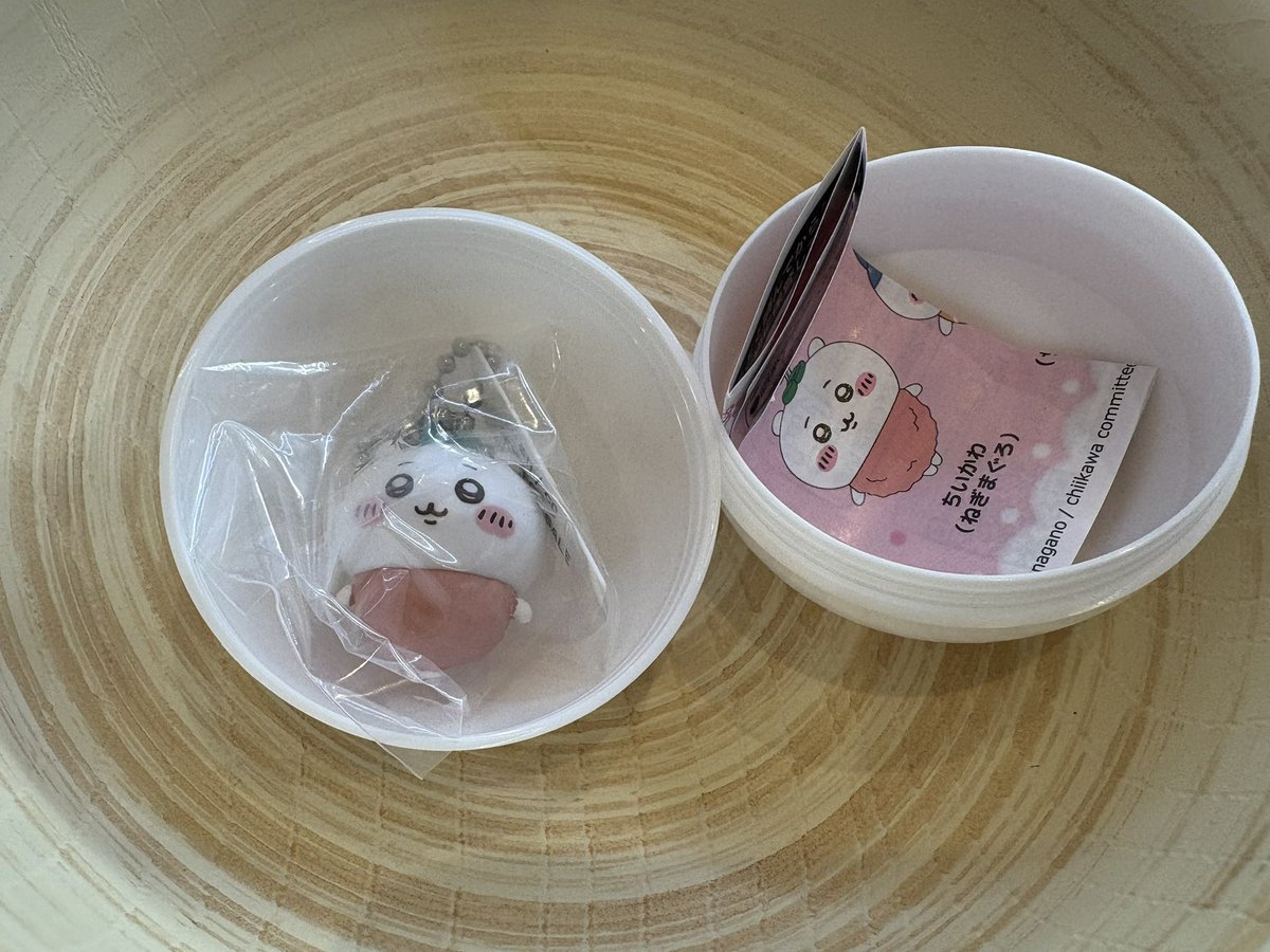 crmlpdng's tweet image. ばんごはんと糖分補給。
#くら寿司 #ちいかわ