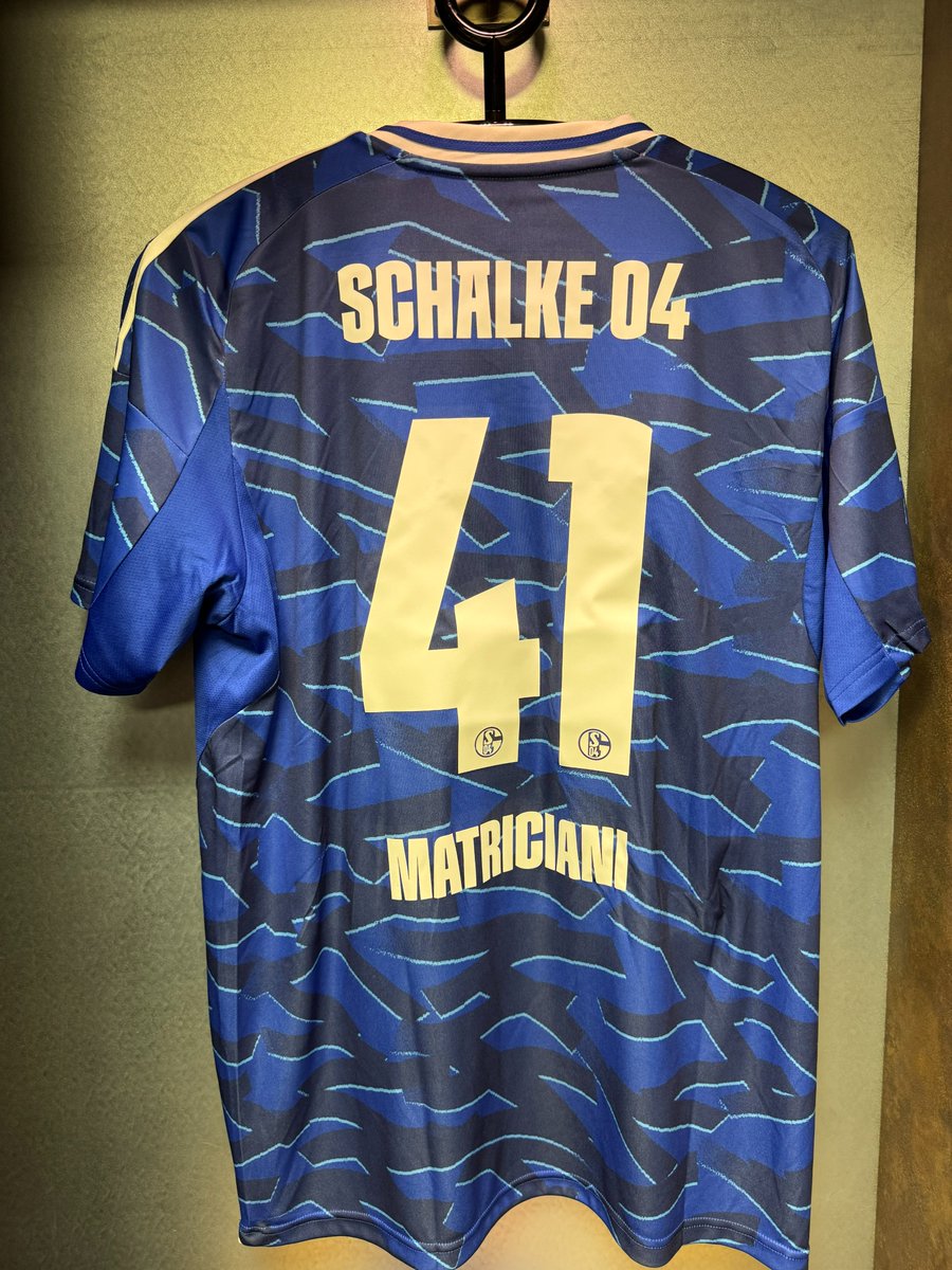 s04's tweet image. 🔁 SchichtWECHSEL:
⬅️ Gantenbein
➡️ Matriciani
⏱️ 74' | #S04SFC 1:3 | #S04