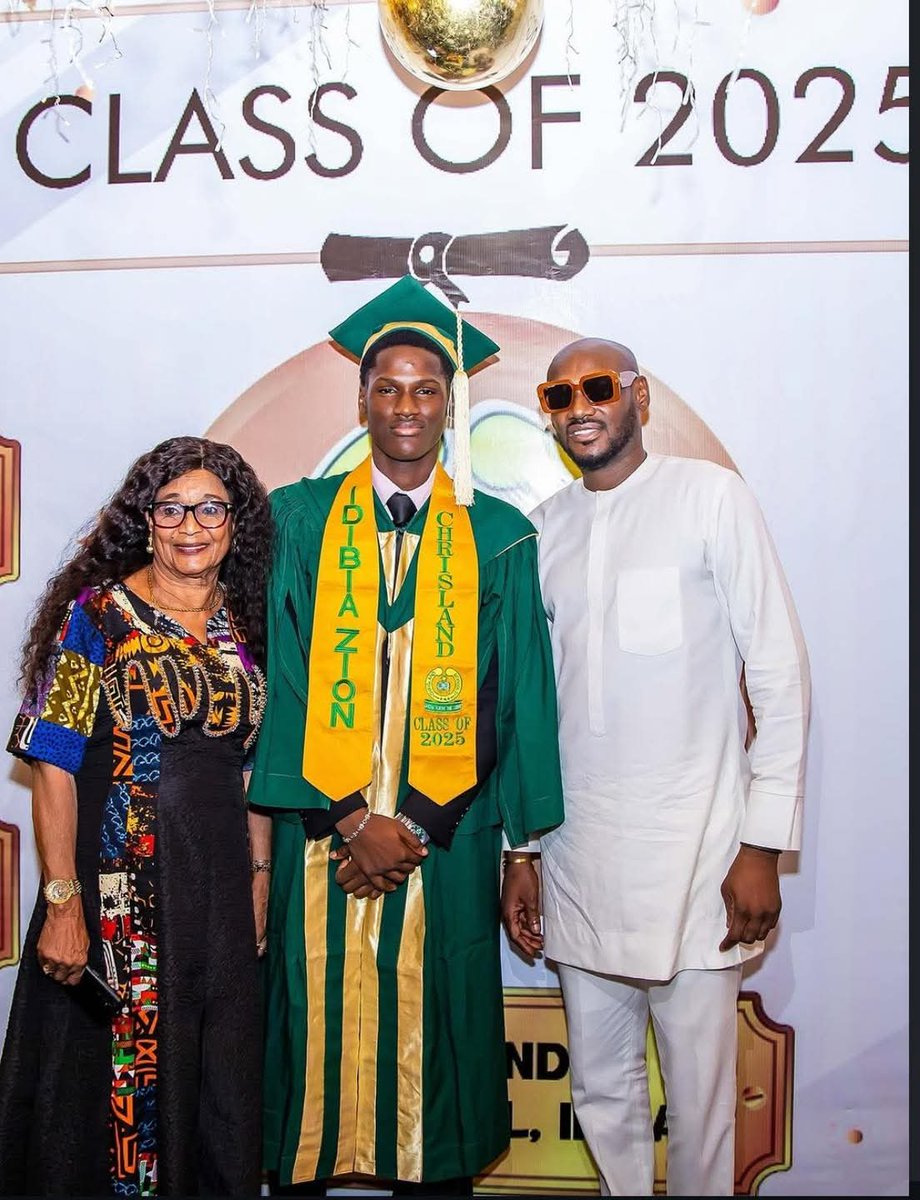 iamAbode's tweet image. 2Face Idibia and Sunmbo Adeoye&apos;s son graduated.