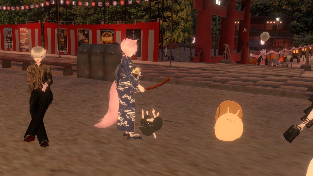 CONNECT_1112's tweet image. #VRC_CONNECT
①ぶっ倒れそうになってた
②同じポーズ
③めっちゃいいアバター
④状況がわからなすぎる