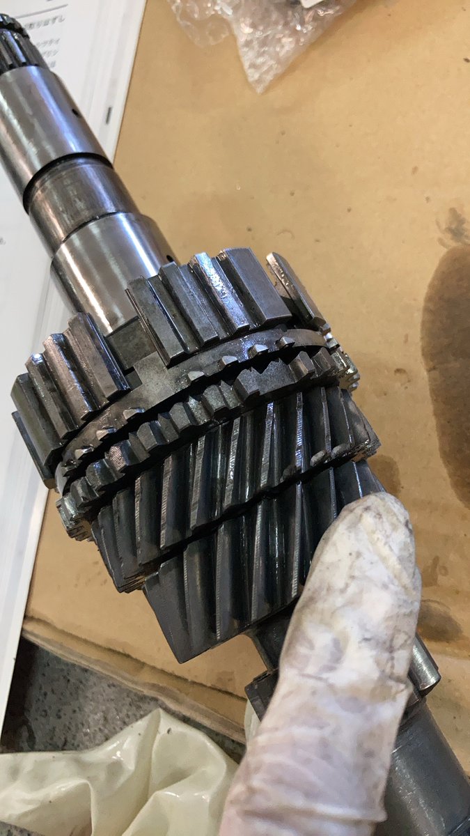 t_soyama's tweet image. ミッションと足回り触って勉強になりました。整備は基本腹立つけど楽しい