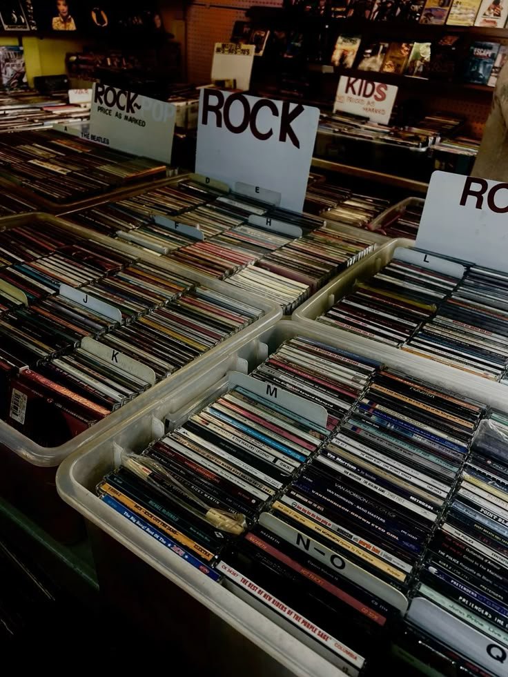 verlicbt's tweet image. ㅤ
ㅤㅤㅤ﹫BANDTEES has posted !
down at record city . love it here LOL . never wanna leave
ㅤ