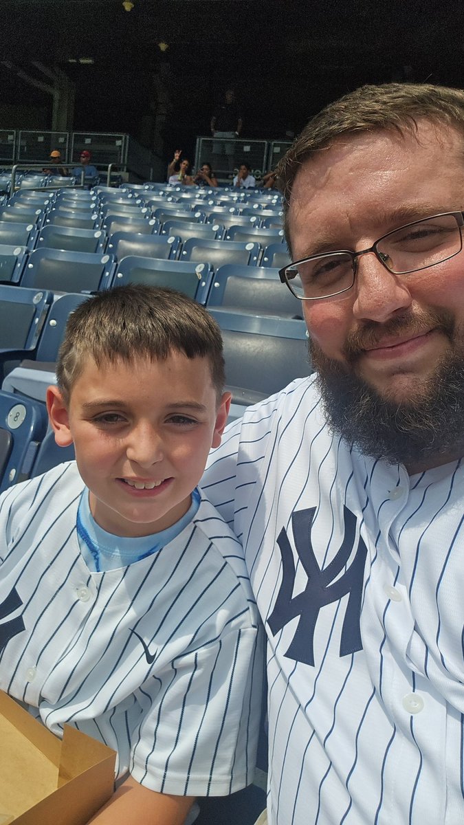 will_i_am18's tweet photo. No better way to spend his 9th birthday #RepBX https://t.co/Q1gWSsGMPj