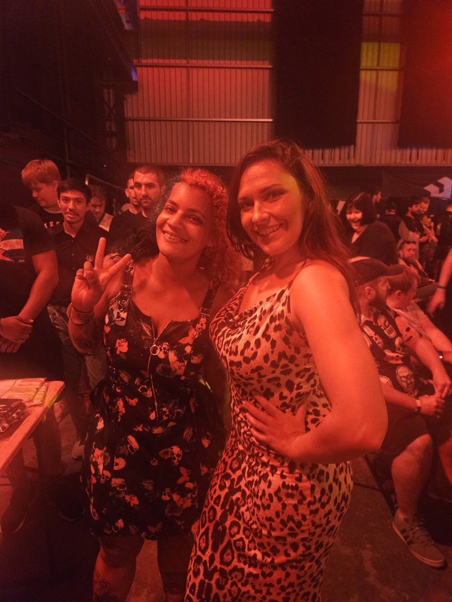 Angelus619's tweet image. It took probably around 4 years, but I finally got a photo with amazing @amirawrestler yesterday at Rev Pro 🙏🏾🙌🏾🙌🏾