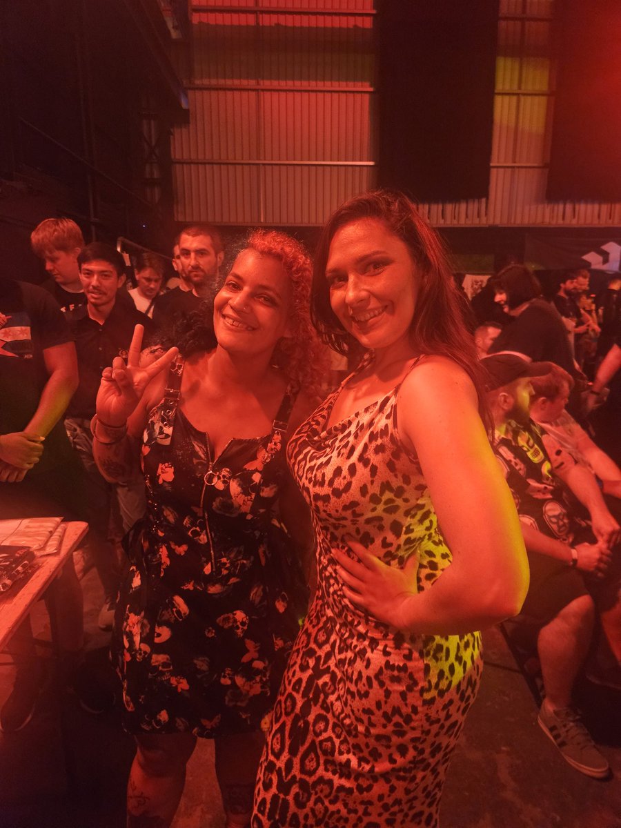 Angelus619's tweet image. It took probably around 4 years, but I finally got a photo with amazing @amirawrestler yesterday at Rev Pro 🙏🏾🙌🏾🙌🏾