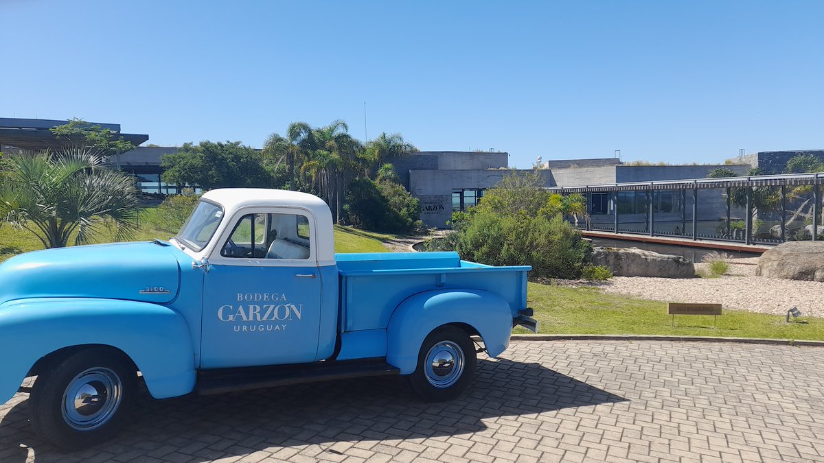TweetaDean's tweet image. Fancy an off-the-beaten track wine region to explore? Uruguay fits the bill with amazing wineries, places to stay and wines including a variety of Tannats, Riesling, Albariño and Cabernet Franc. Click the-buyer.net/tasting/wine/v…