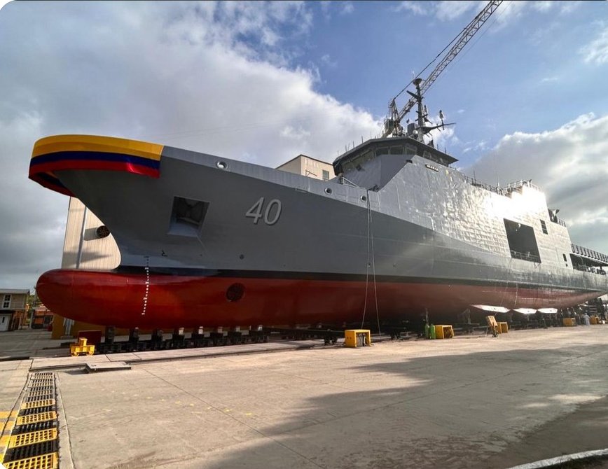 emiliolagos1's tweet image. Nosotros, los progresistas, tenemos buques de 90 metros de largo para mostrar; ellos, la joposición tienen humo (viaje a Manta, viaje a Panamá).
Por eso los molemos en el debate: