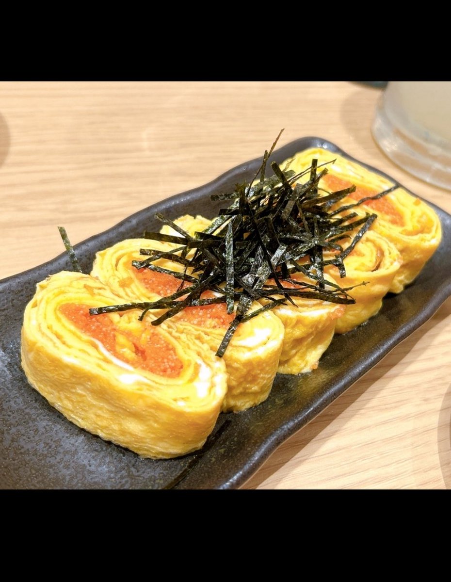 sumage127's tweet image. こんばんは🌙

居酒屋飯🍚

明太子のだし巻き卵

大好物♪