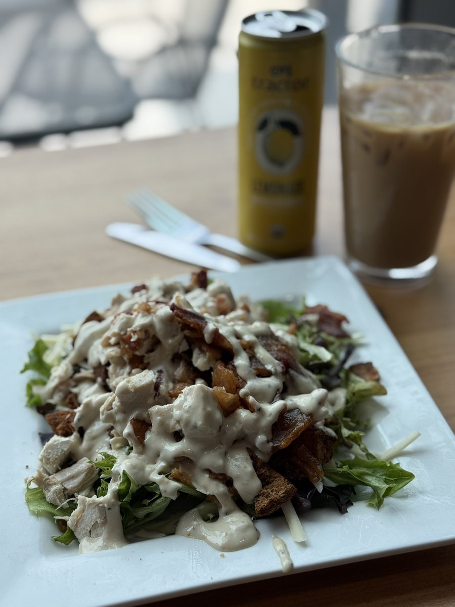 stevenamcqueen's tweet image. Really great coffee shop
Best chicken Caesar I've had in a while
#Rivet