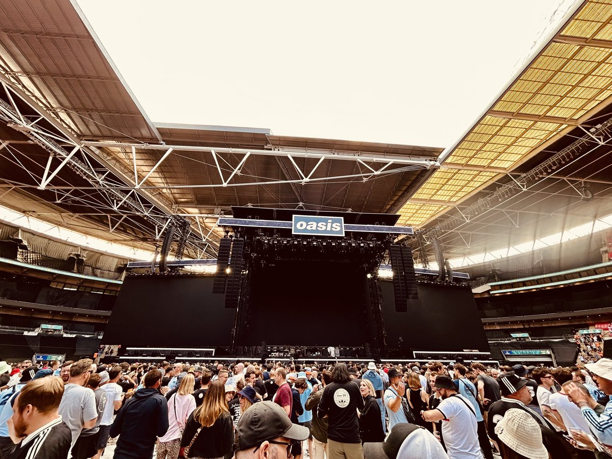 jaygerland's tweet image. Have somehow found myself on the pitch at Wembley Stadium dead center for @oasis