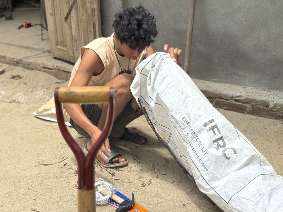 jagan_chapagain's tweet image. In Myanmar, the seasonal overlap of cyclones and monsoon rains have impacted an already dire humanitarian situation. With the rains, conditions are worsening dramatically for displaced communities still sleeping in the open or in makeshift structures.
The @IFRC together with…