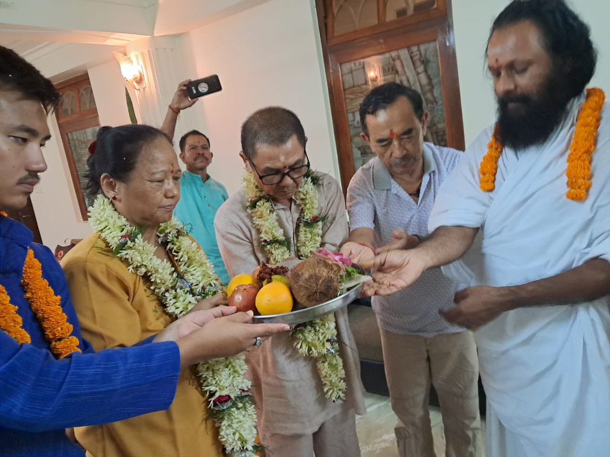 JGDSwamiji's tweet photo. #ShravanRudraPuja today evening at #Jorethang #Sikkim #VDSSikkim @Vaidicpujas https://t.co/nV8AyZm3J6