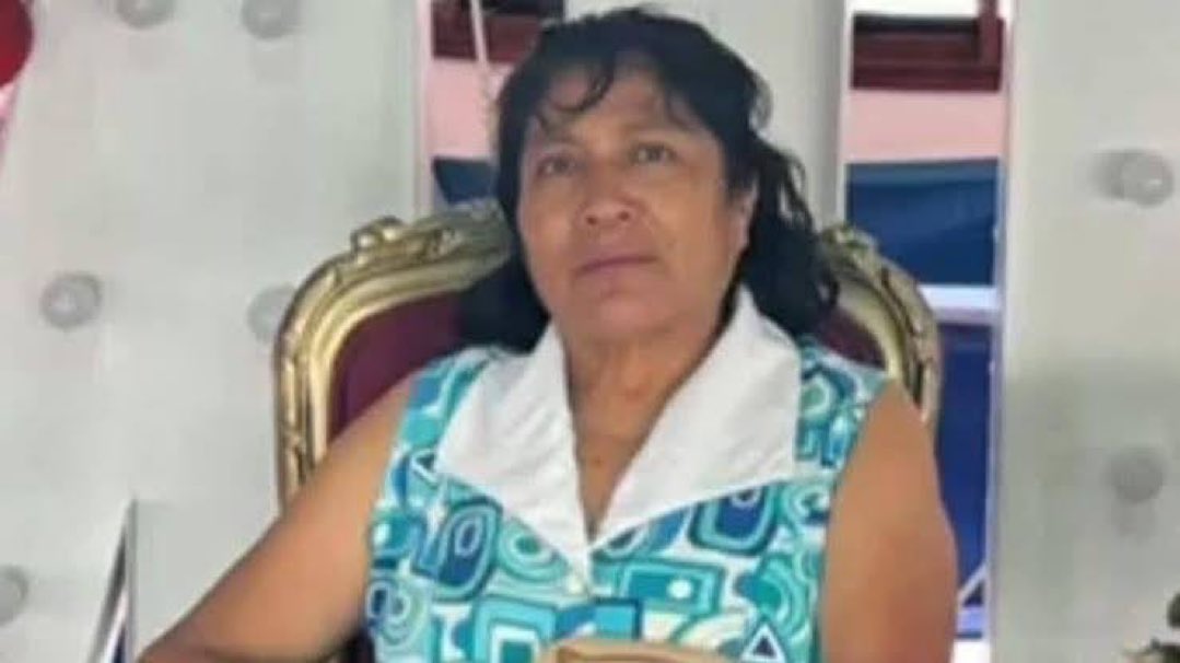 EIJefeDiego's tweet image. De ella, @CitlaHM, no ha dedicado NI UN SOLO post y fue una mujer asesinada por el crimen organizado en Veracruz. Y eso que @CitlaHM dirige la @mujeresgobmx.
Pero para atacar alcaldesas por defender pedazos de cobre, o por las palabras huecas de un futbolista que no sabe hablar,…