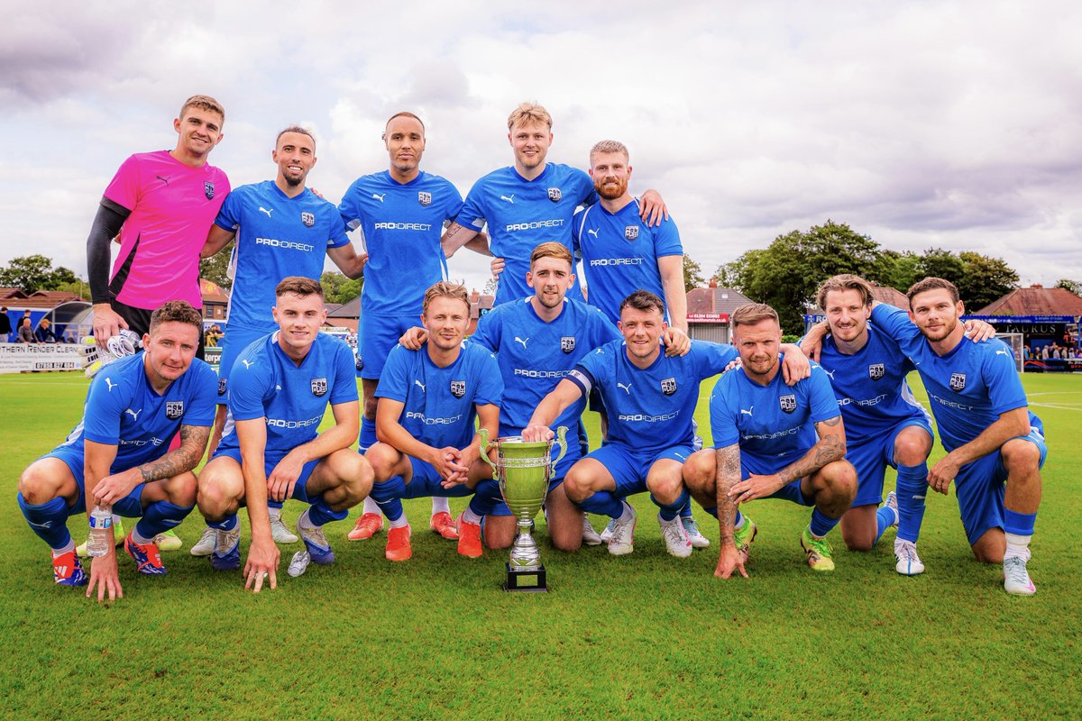 radcliffeboro's tweet image. Team 💙

Your 2025 winners of The Paul Hilton Trophy 🫡

#WeAreRadcliffe #UTB