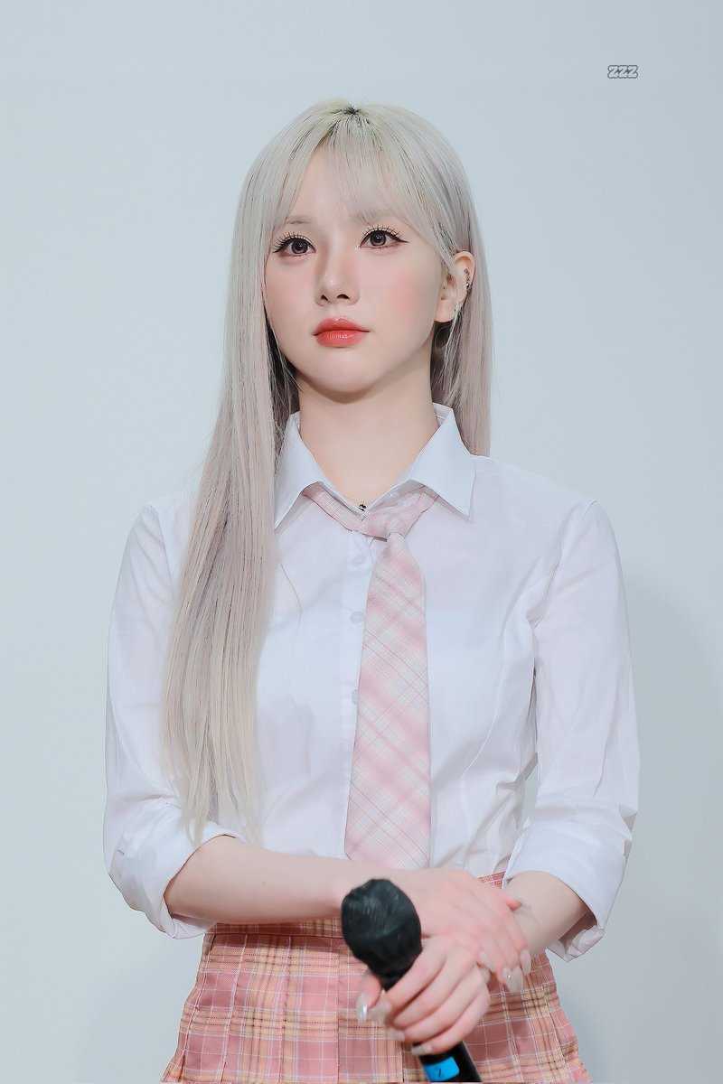 mynameis_bean_'s tweet image. 난 이런 여자만을 원해.. 제발 저요 진짜
