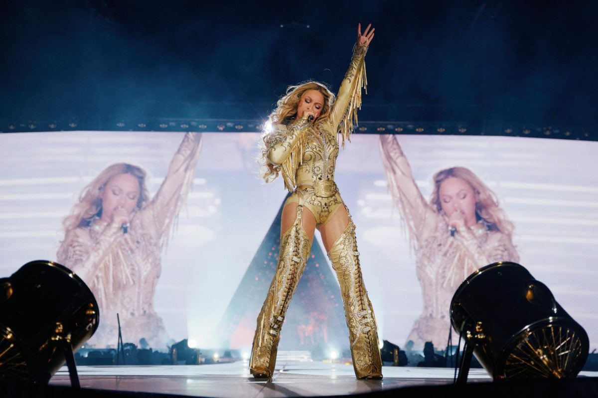 Beyoncé concludes her successful “Cowboy Carter” Tour tonight.

With just 32 dates, the show is expected to gross over $400 million, cementing its place as the biggest country tour of all time.

A milestone for album of the year.