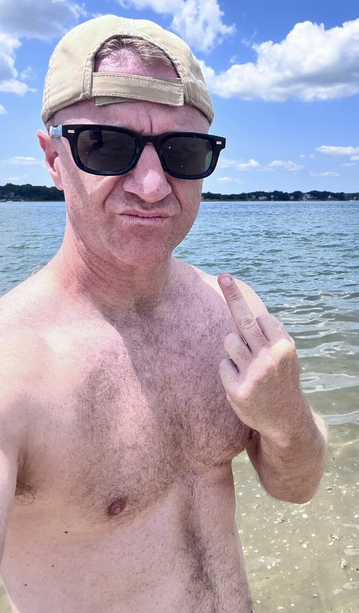 mtorringaffney's tweet image. What happened to everyone that was going to get rich and famous from the Read debacle?
Seems as if things have only gotten worse for them. Even worser is that their enemy #1 got away with a $100.00 fine.
Now they are just all going at each other.
Kinda sucks for them and…