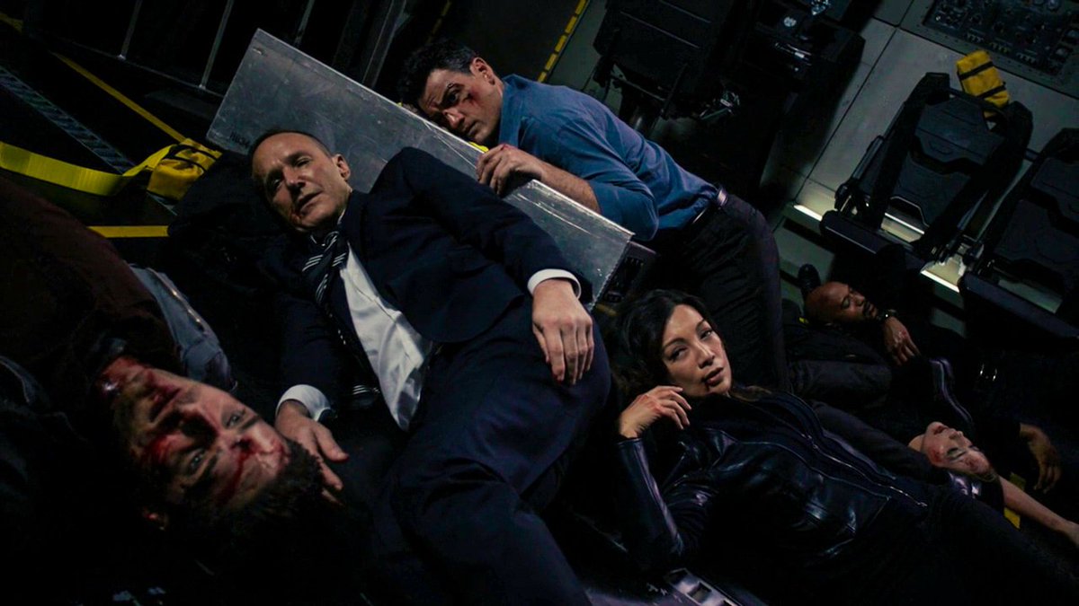 MingNaDaily's tweet image. Ming-Na playing dead with style. 🤣💖 #AgentsofSHIELD #KarateKidMovie