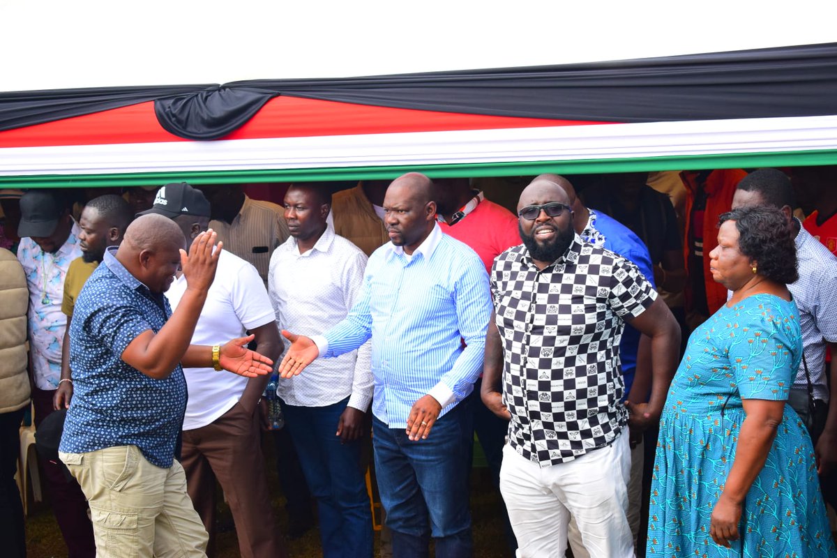Honcalebamisi's tweet image. Attended the Homecoming Prayer Meeting for Bernard Aliangana, popularly known as Becool, in Motosiet Ward, Cherangany Constituency.

This gathering followed a recent incident where he was assaulted by hired goons during an opposition rally in Chwele, Bungoma County. I strongly…
