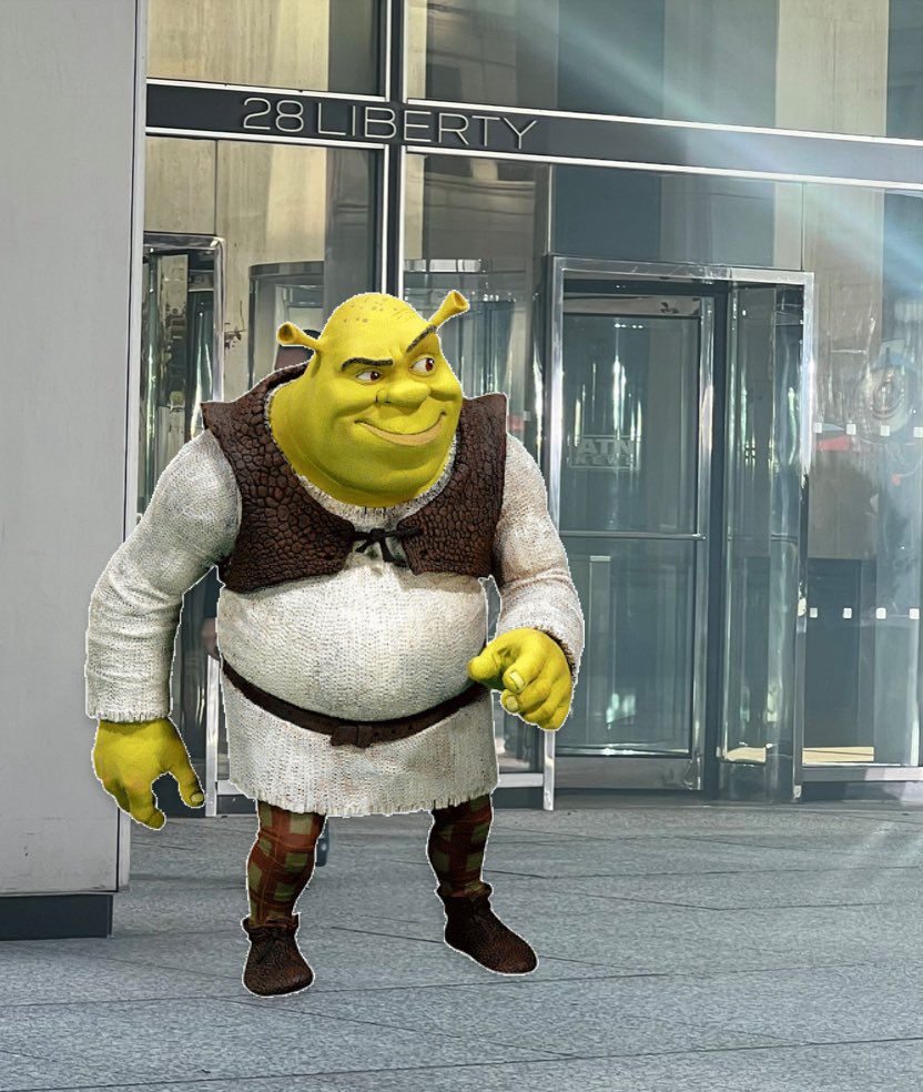 alex6_six's tweet image. Shrek spotted filming scenes for 'The Devil wears Prada 2' in New York City today.