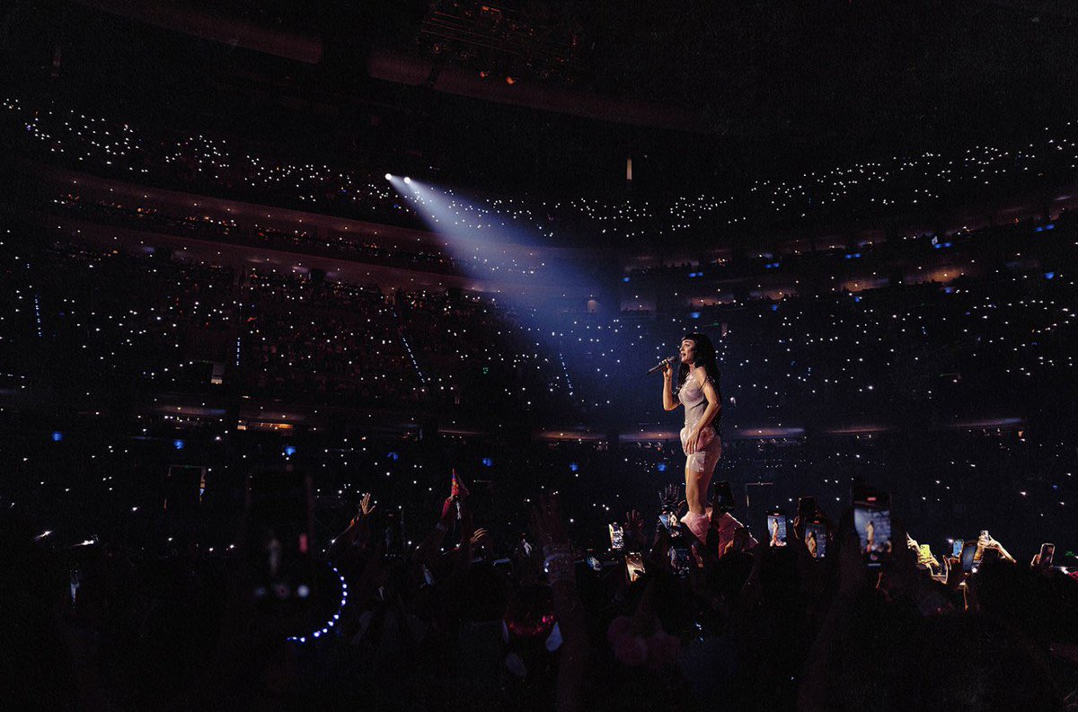 KPPlayInfo's tweet image. Today's #TheLifetimesTour show in Winnipeg is officially SOLD OUT! 🇨🇦