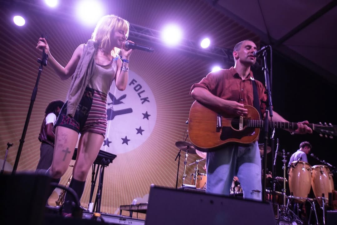 yelyahywilliams's tweet image. New photos of Hayley at Newport Folk Festival by noisefloorphoto