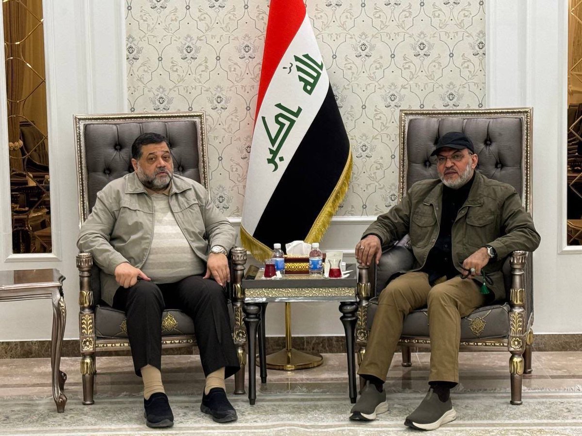 PAL_194's tweet image. مرة اسامة حمدان راح على ابو الاء الولائي عشان يدoـروا اىىىرائيل 😁😁

ملاحظة : ما حدا يجيب سيرة الكرش 😆