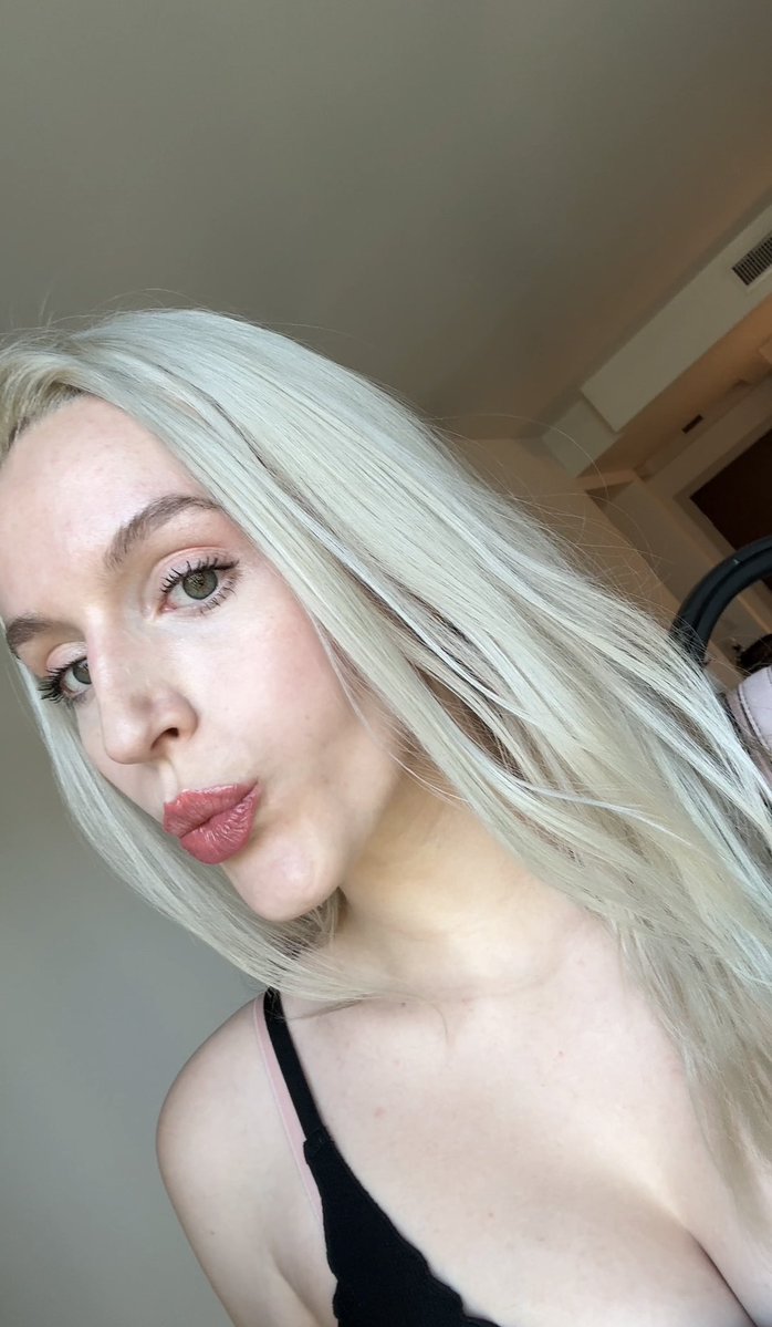 airdropangelx's tweet image. GM ct ❤️🔥i’m almost at 300 followers! consistency pays off.
who else is locked in today? i have a ton of stuff im ready to execute on 💪